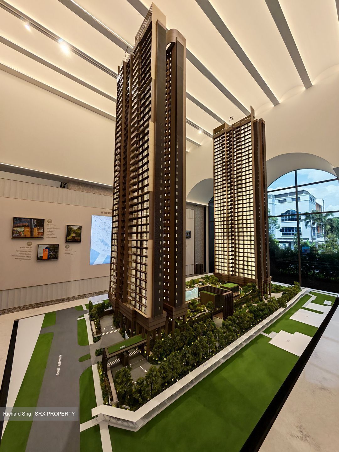 MARGARET DRIVE (D3), Condominium #577588261